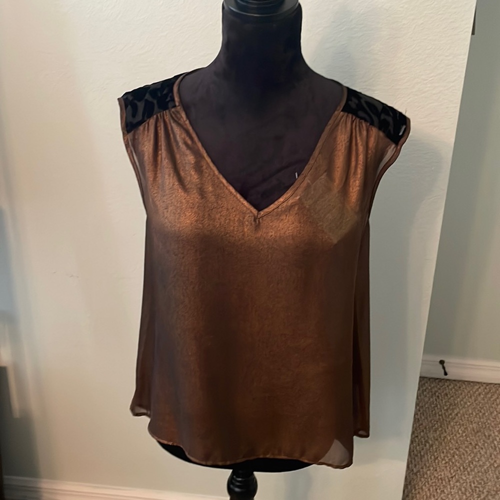 sleevless tank blouse